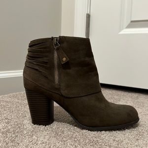 Madden OD Green Booty Size 8
